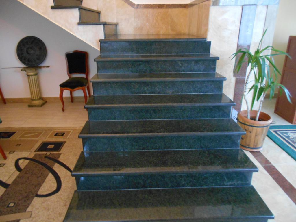 Сolibri Otel Erivan Dış mekan fotoğraf
