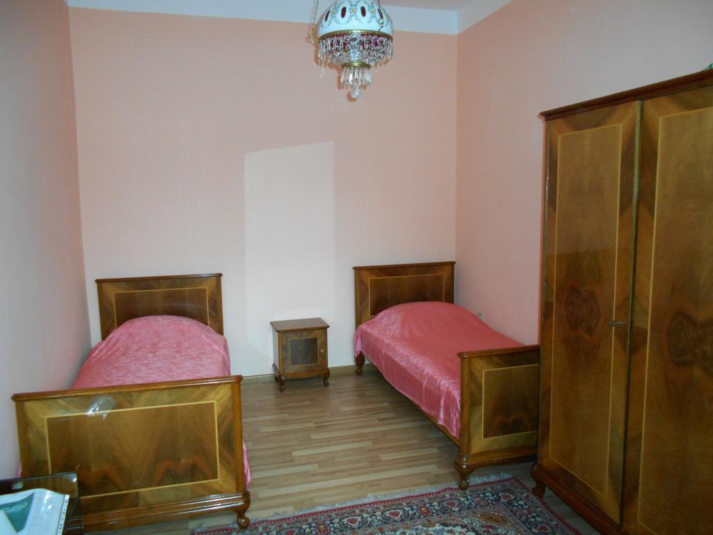 Сolibri Otel Erivan Dış mekan fotoğraf