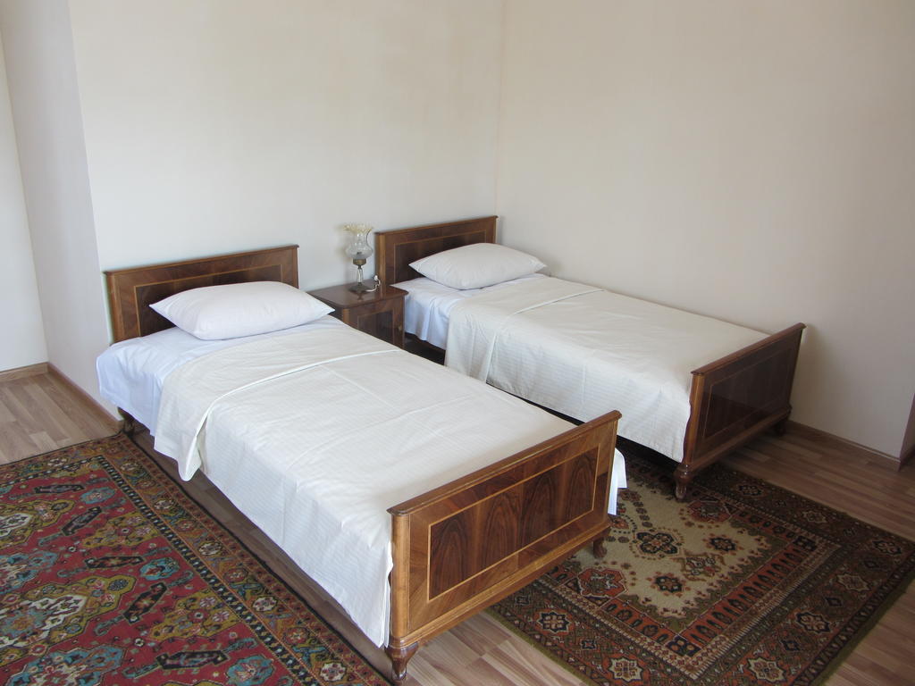 Сolibri Otel Erivan Oda fotoğraf