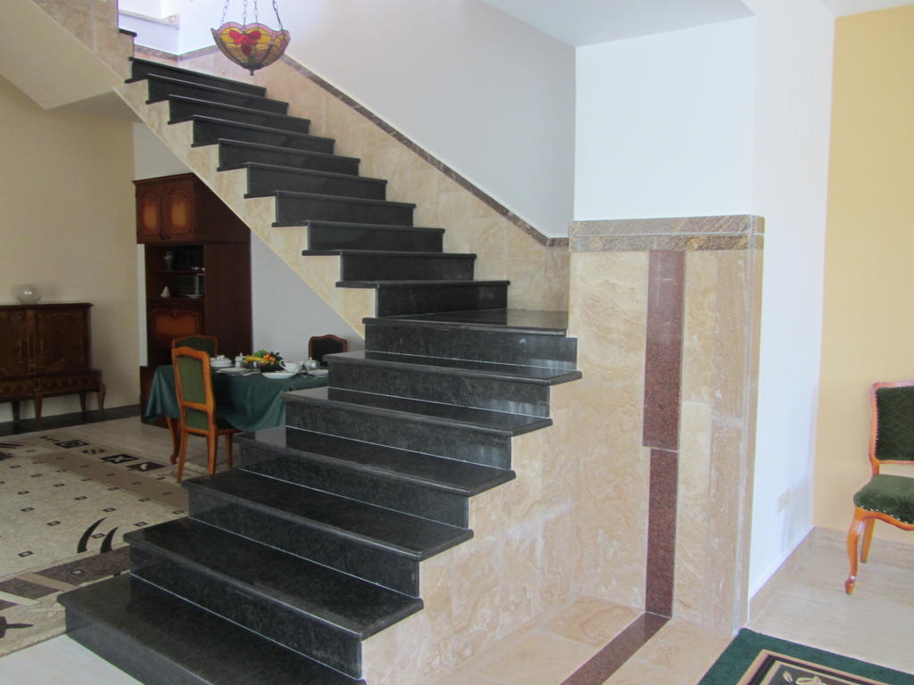 Сolibri Otel Erivan Dış mekan fotoğraf